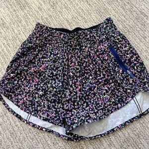 Lululemon 2019 limited edition Seawheeze reflective tracker shorts